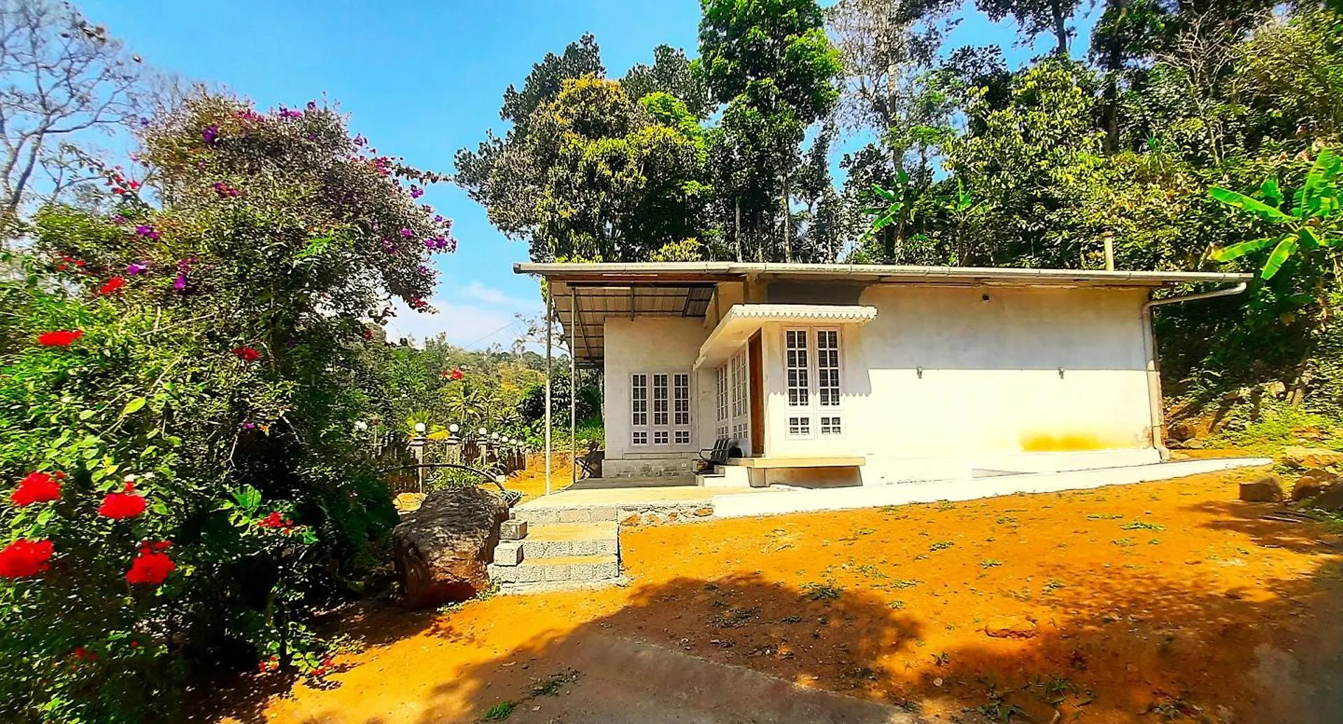 Waterlily Homes - The Cottage Munnar